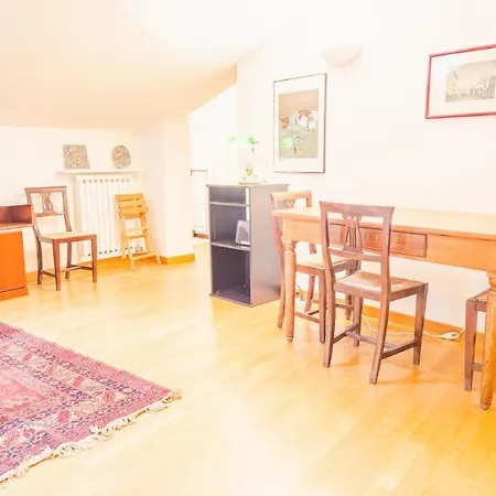 Mansarda Fontana Ferro - Italian Homing Appartement